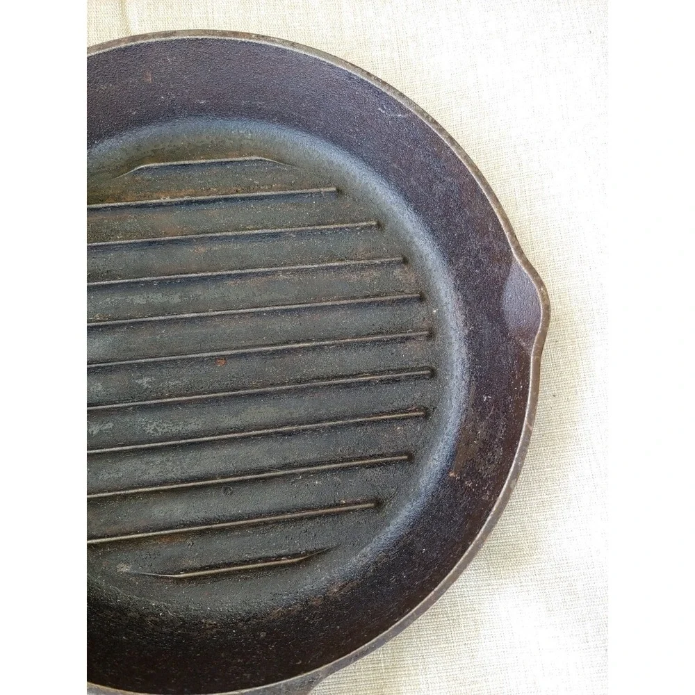 Lodge Cast Iron 11